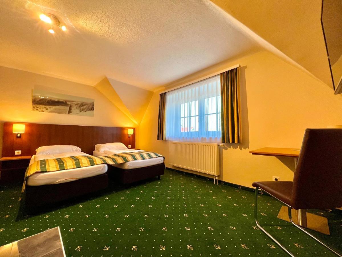 Residenz Royal Aparthotel กมึนด์ ภายนอก รูปภาพ