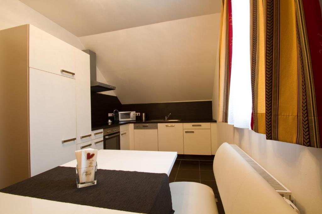 Residenz Royal Aparthotel กมึนด์ ห้อง รูปภาพ