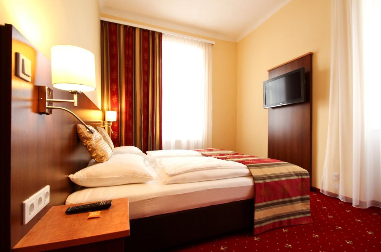 Residenz Royal Aparthotel กมึนด์ ห้อง รูปภาพ